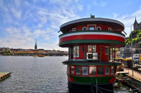 Den Röda Båten, Stockholm